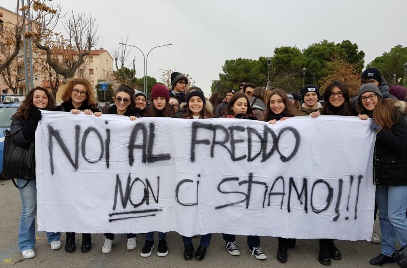 Andria, lezioni a giorni alterneal liceo: il riscaldamento non va