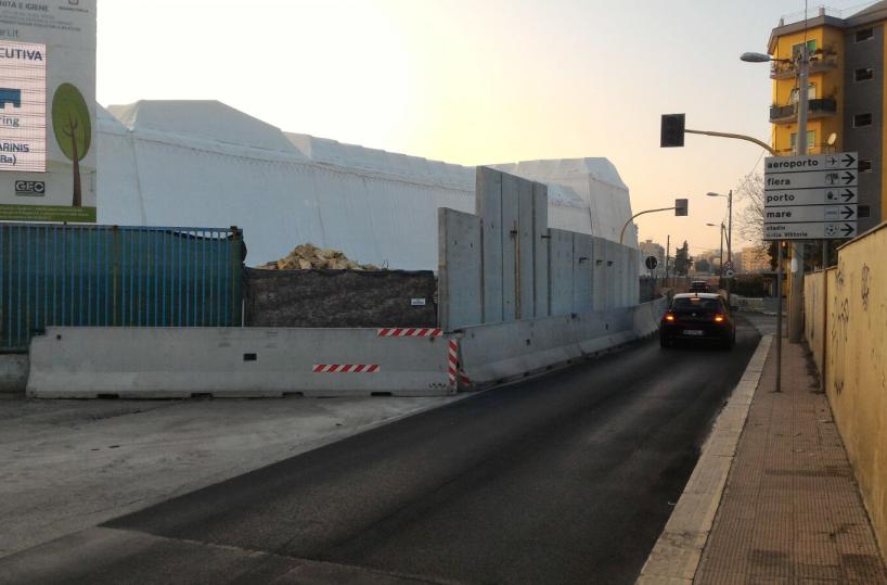 Bari, demolito trattodi muro ex Fibronit