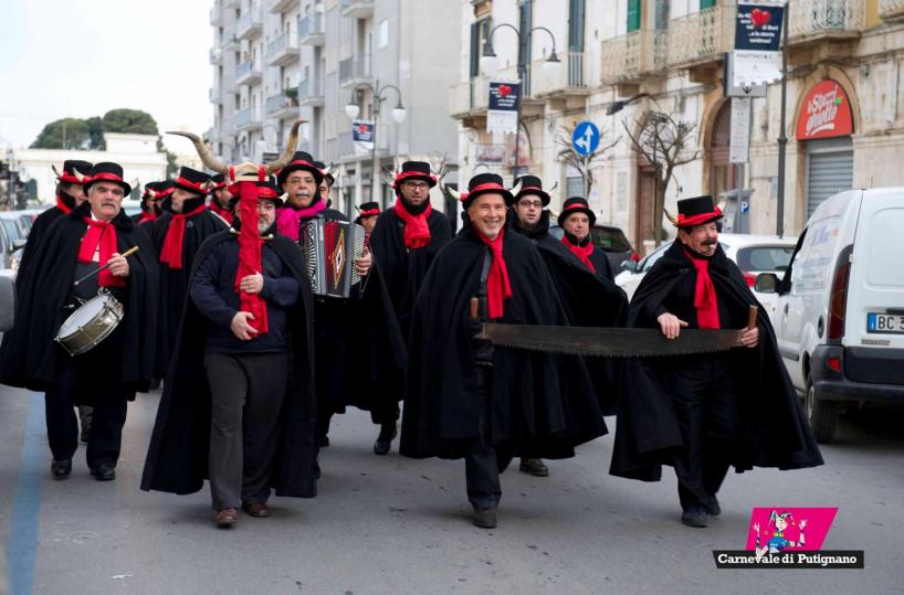 carnevale di Putignano giovedì dei cornuti
