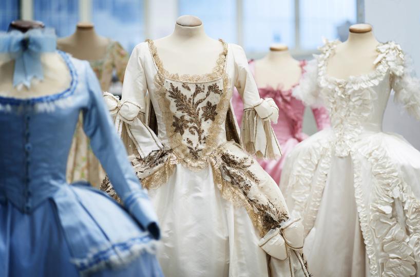 "Marie Antoinette. I costumi di una regina da Oscar"