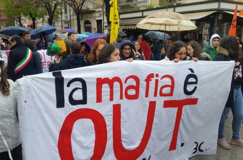Foggia scende in piazza contro il racket: corteo il 15 febbraio