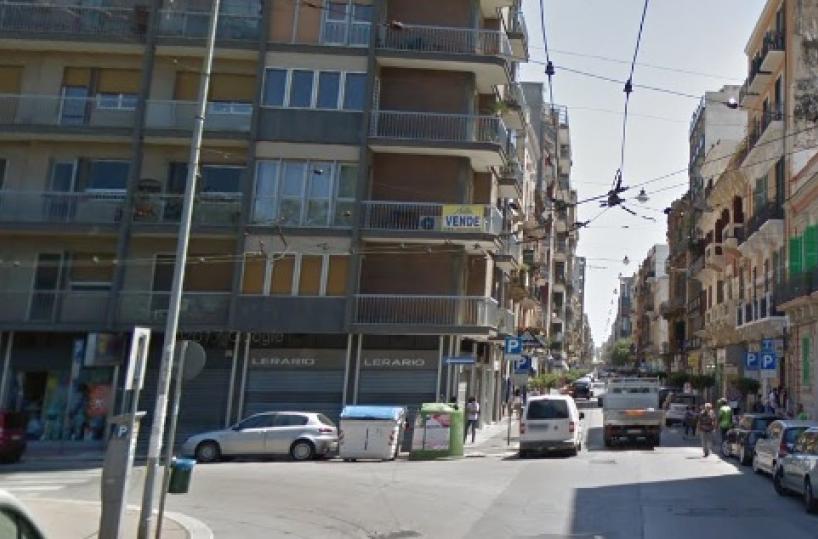 Bari, investe anziana e fuggePolizia a caccia di Seat Ibiza