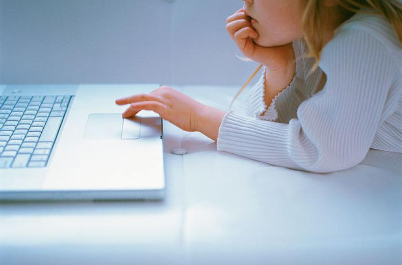 Le baby-vittimedei giganti del web