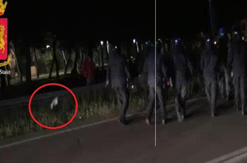 Tap, nuovi scontri con Poliziaal cantiere: due agenti feriti