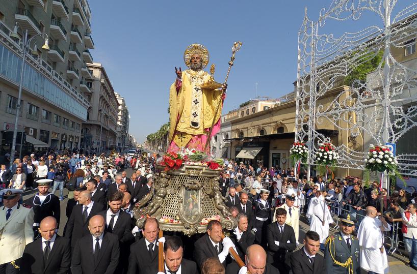 Bari, niente Festa San Nicola: celebrazioni a porte chiuse e preghiera a turno in Basilica