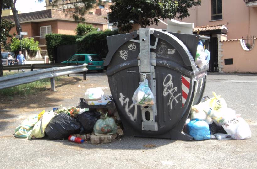 rifiuti roma