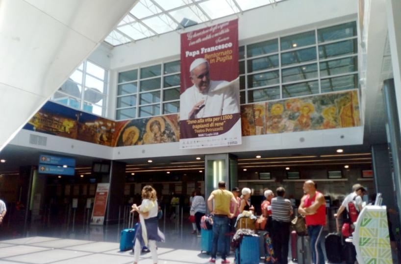 «Papa Francesco, bentornatoin Puglia»: via alla campagnaper la donazione degli organi