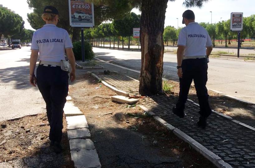moto contro un albero a Foggia