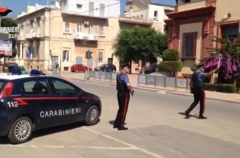 Terlizzi, minacciava di mortela mamma per la droga: in  cella
