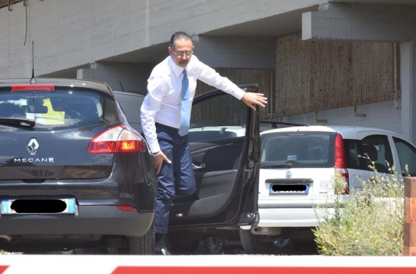 Scandalo sanita in BasilicataPittella resta, giunta con poteri