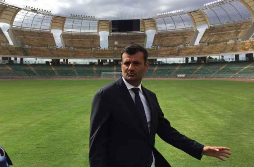 Bari, la squadra a Decaro: tenti l'iscrizione in C e apra all'azionariato popolare