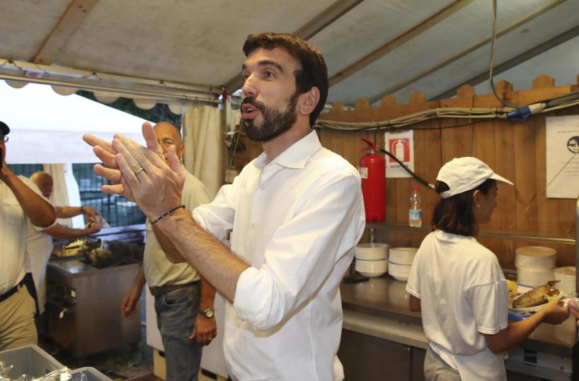 Foggia, Martina fa visita ad uno dei braccianti sopravvissuti