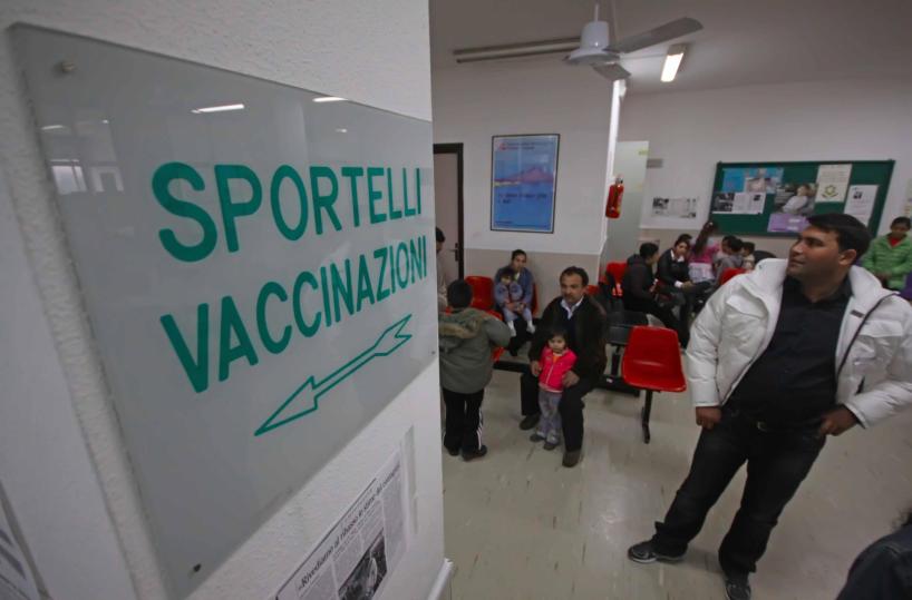Vaccini, l'ira bipartisan pugliese«Già disponibile l'anagrafe Giada»