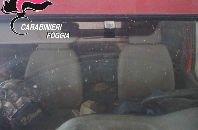 Furgone pieno di migranti non si ferma all'altDue presunti caporali fermati dopo inseguimento