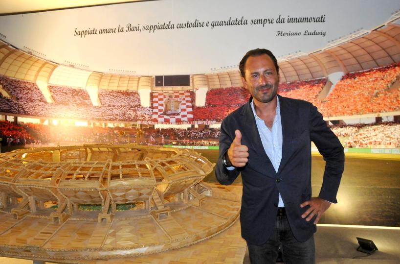 Pesce crudo, amore e fantasia, De Laurentiis: «Bari, sei veramente fantastica»