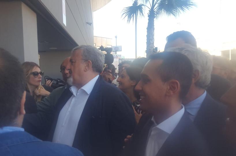 Ilva, l'ultimatum di Emiliano:via il carbone o sarà battaglia