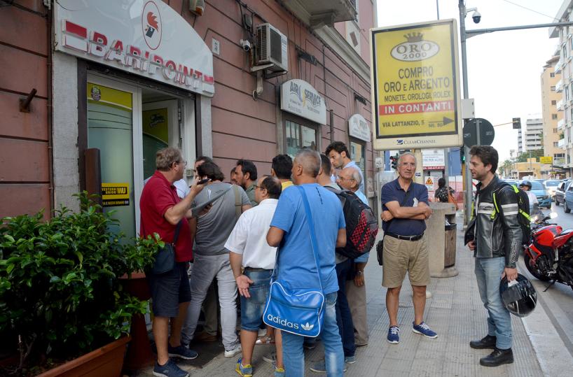 Bari calcio, da venerdì biglietti per la gara di Coppa contro il Parma