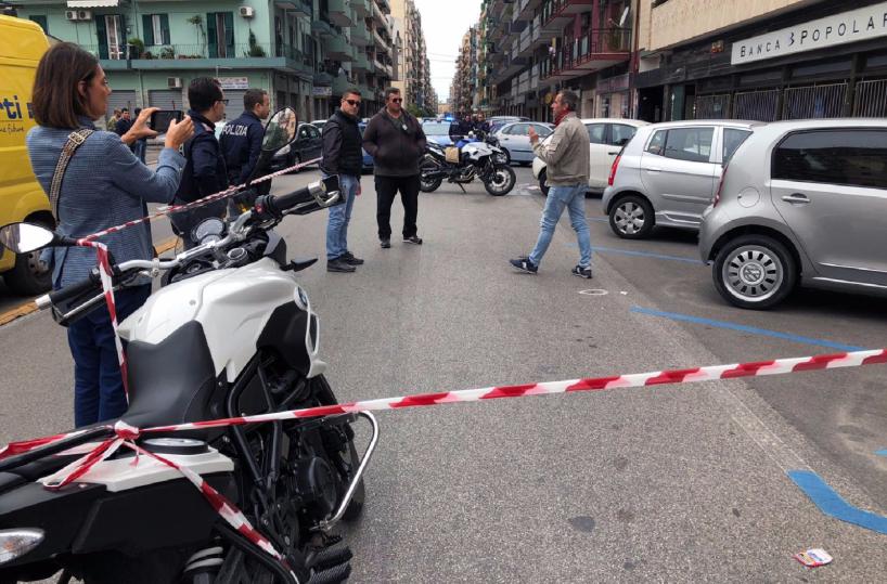 Taranto, sparatoria in via Cesare Battisti: gambizzato un 32enne