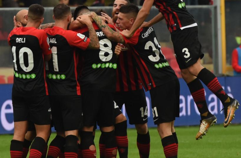 Calcio, il Foggia pareggia col Brescia: 2-2