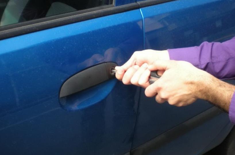 Bari, ogni giorno rubate 19 auto: seconda solo alla Bat