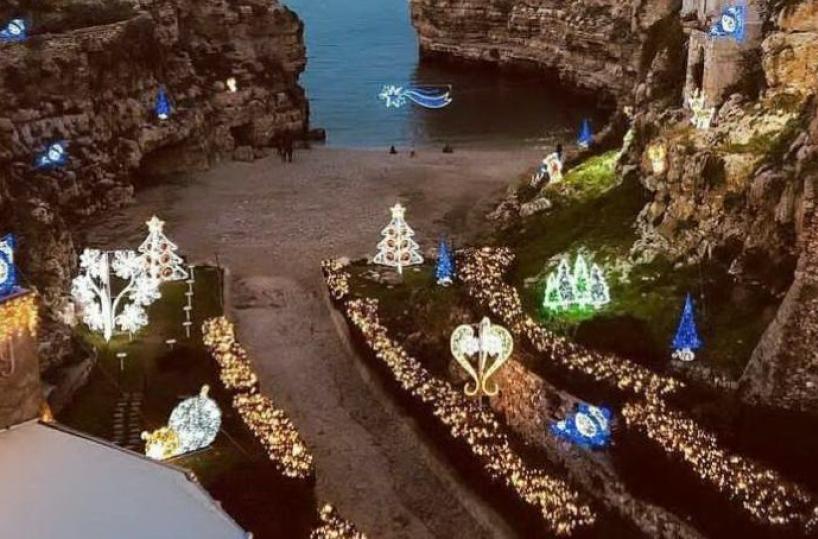 Polignano, tornelli e biglietto a 5 euro per le luminarie di Natale Il sondaggio