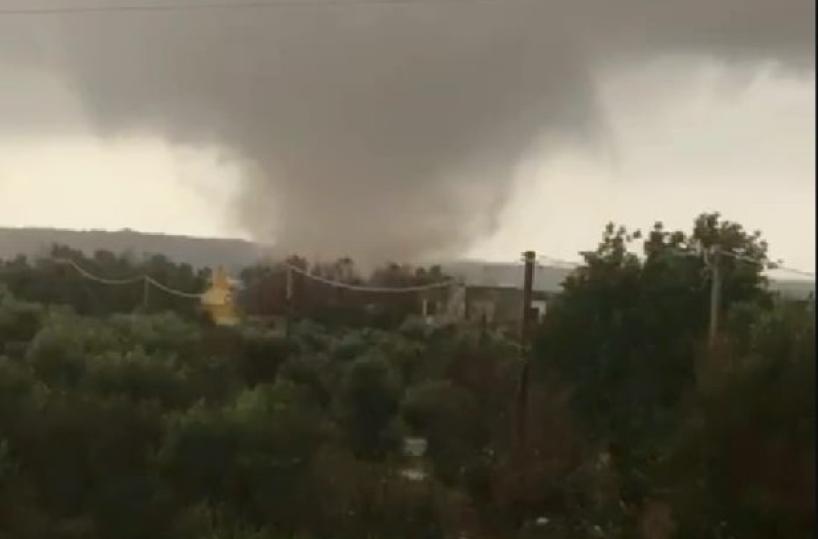 Seconda tromba d'aria in Salento: sradica struttura legno, ferito 33enne 