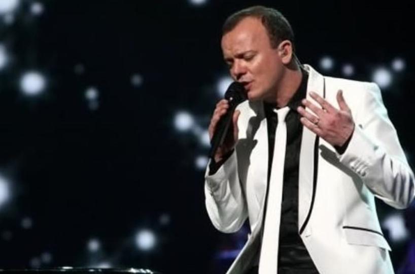 Solidarietà: Gigi D'Alessio, Diodato e Lorenzo Fragola al Petruzzelli