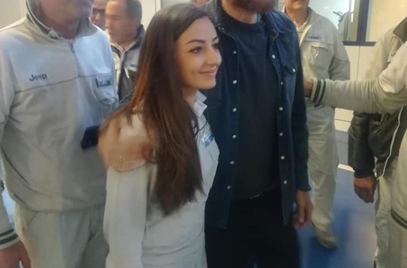 Jovanotti a sorpresa a Melfi: selfie con gli operai di Fca