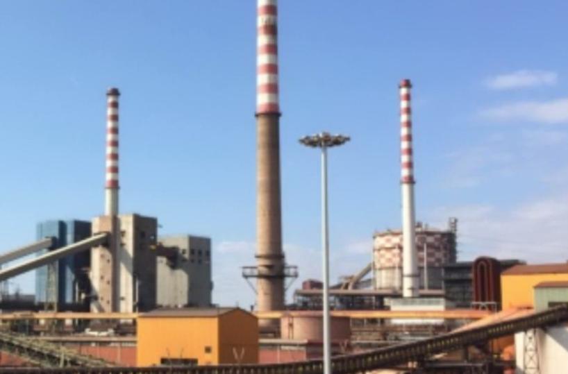 Acciaio senza carbone: ora si può. Emiliano a Mittal: «Decidiamo road map»