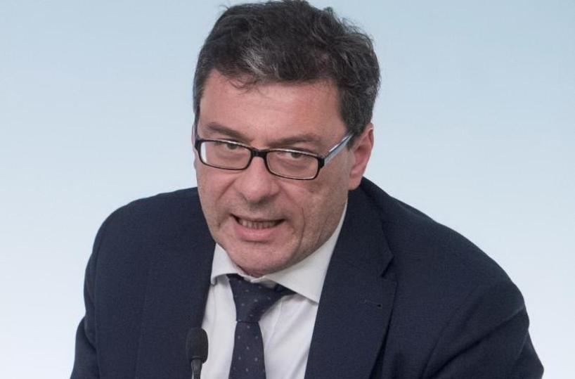 Le divergenze parallele di un rapporto innaturale