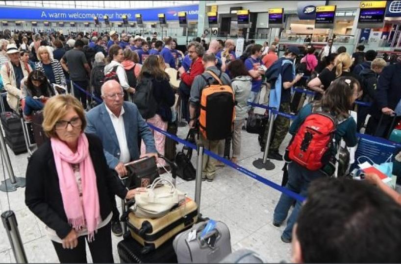 Londra, chiuso l'aeroporto di Gatwick: tanti disagi per i passeggeri diretti a Bari