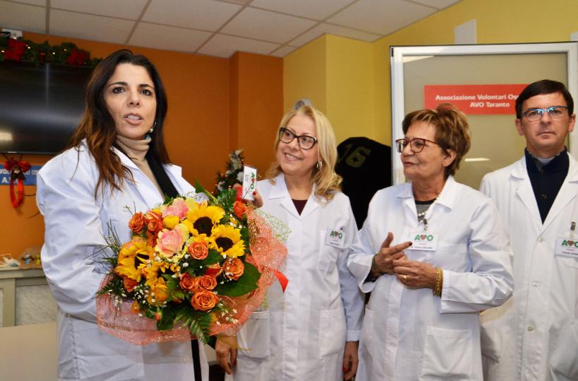 Taranto, Mietta volontaria in corsia canta per i bimbi ricoverati