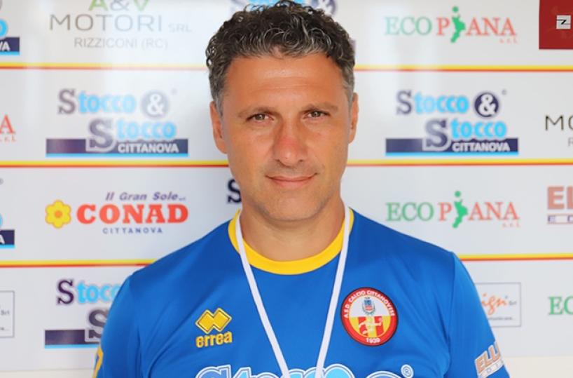Mister Zito e i complimenti ai tifosi del Bari"Hanno cantato fino alla fine. Meritano la serie A" 