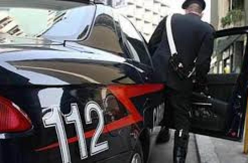 Bitonto, estorcono 4mila euro in un mese a gestore distributore di benzina: 3 arresti