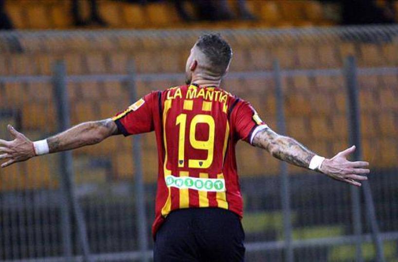 Incredibile Lecce, sotto di due gol rimonta e vince 3-2 con Livorno
