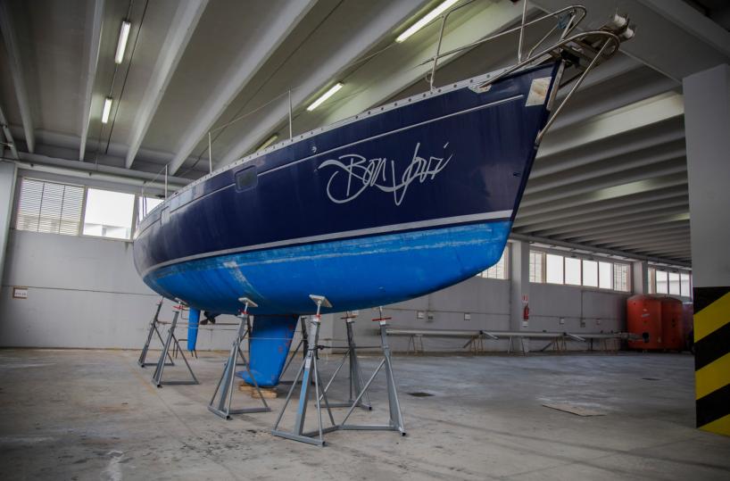 Lecce, i detenuti riparano barca migranti: sar&agrave; usata da ragazzi "difficili"