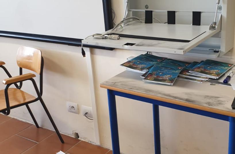 Martina Franca, rubano pc da scuola: è caccia a gruppo di ladri