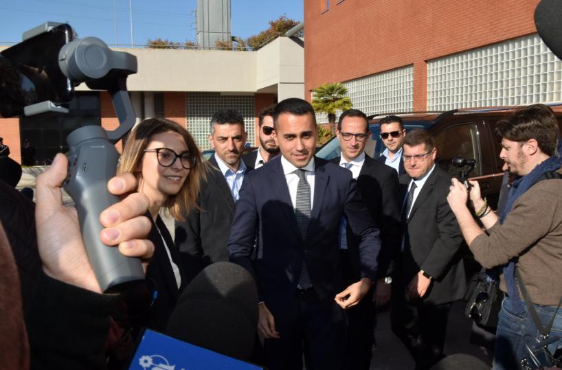 Di Maio a Matera: «Fare imprese al Sud è da supereroi» 