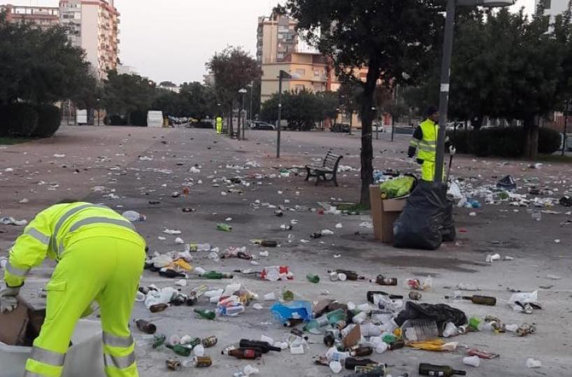 Bari, sindacati denunciano: operatrice Amiu positiva &laquo;ha continuato a lavorare&raquo;. Il caso finisce in aula