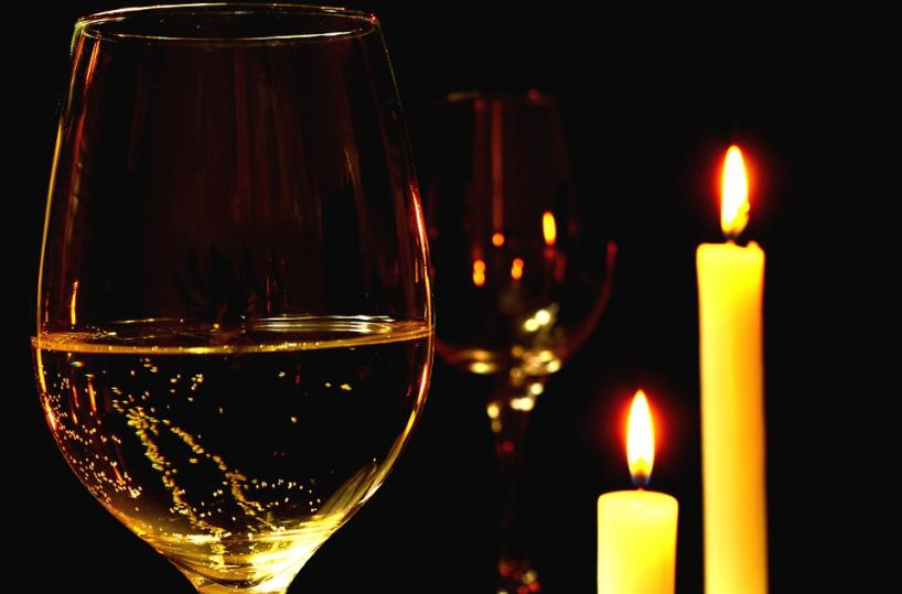 A Bari arriva la cena «a occhi chiusi»: a servire ai tavoli camerieri non vedenti