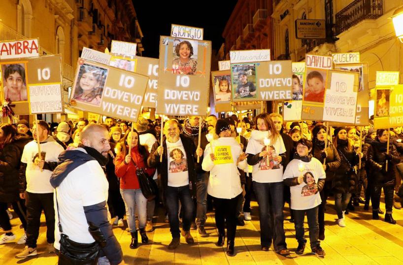 Taranto, istituire giorno della memoria per vittime inquinamento