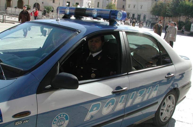 Spaccio, due giovani arrestati dalla Polizia a Matera