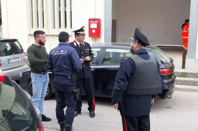 Rapina al blindato, sparatoria vicino alle Poste nel Foggiano