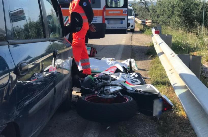 Moto contro auto sulla Monopoli-Alberobello: muore un 54enne