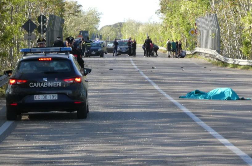 Perde il controllo della moto sulla Gallipoli-S.M. di Leuca: muore 28enne