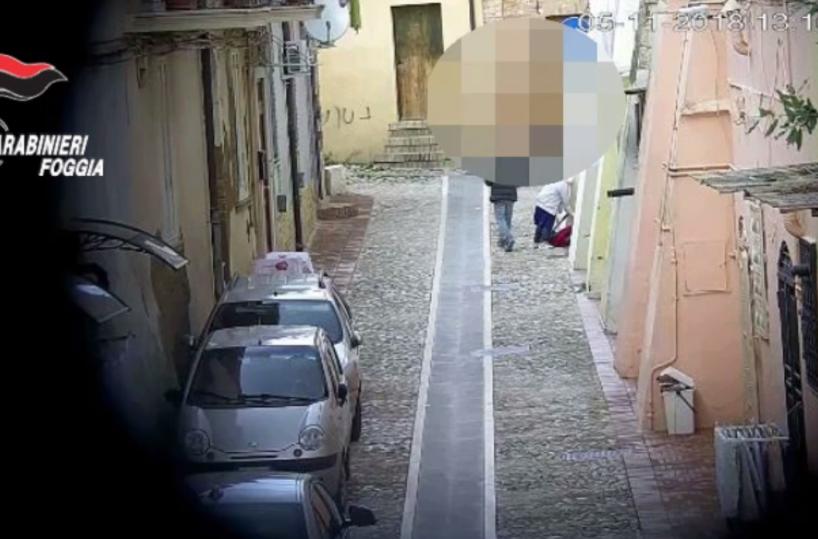 Lucera, spacciano cocaina in centro davanti a figli minorenni, 2 in carcere