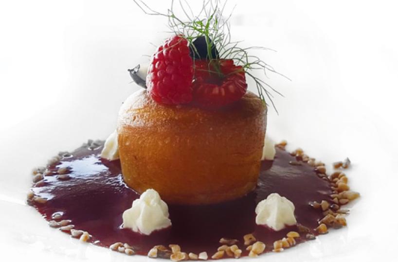 Ricette Puglia - Tortino di ricotta di bufala con cuore di lamponi - A cura dello chef Corrado Amato
