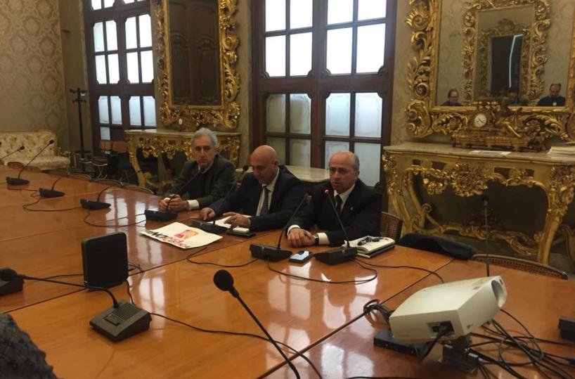 Università di Bari scende in capmo per dire «no alla plastica»
