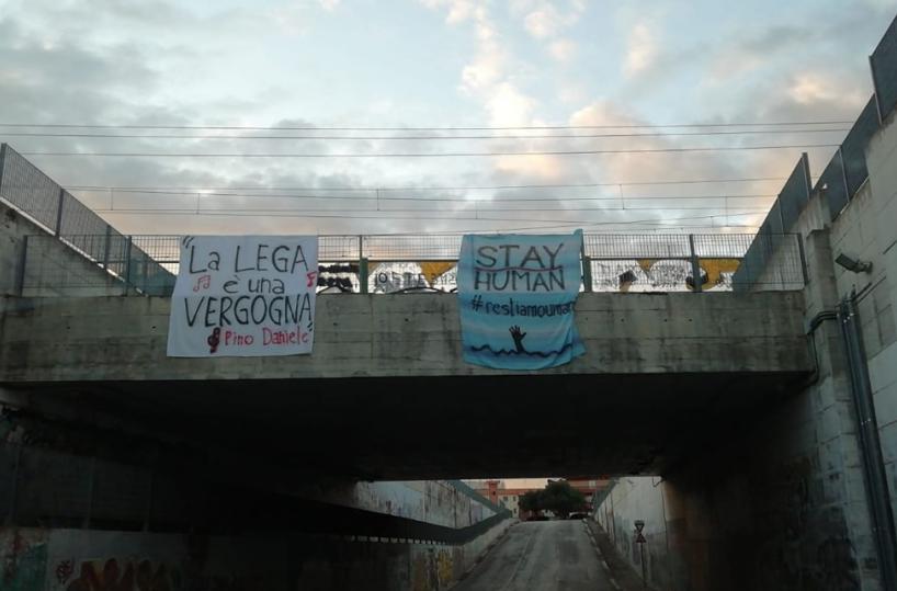 Bari, il pm: «Striscioni contro Salvini? No offese, ma critica politica»