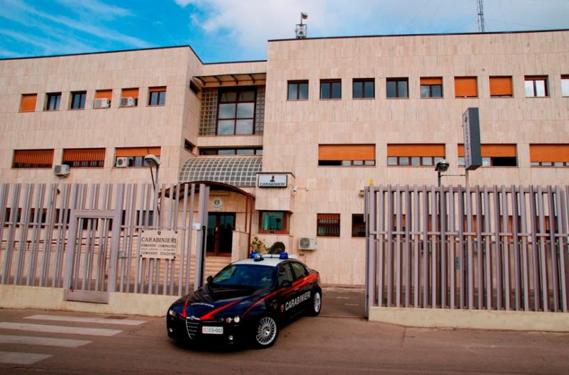 Lecce, pestato e ferito da un colpo d'arma da fuoco: arrestato 53enne